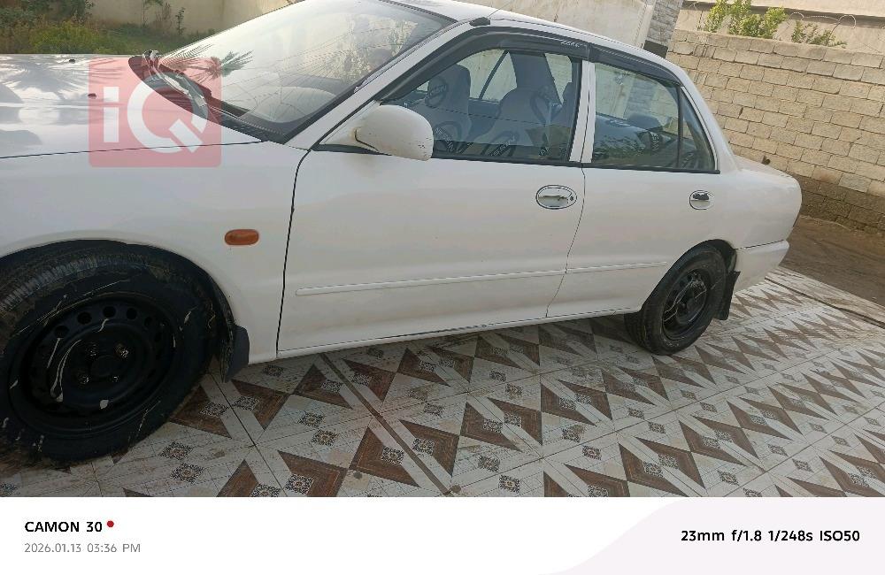 بروتون ويرا